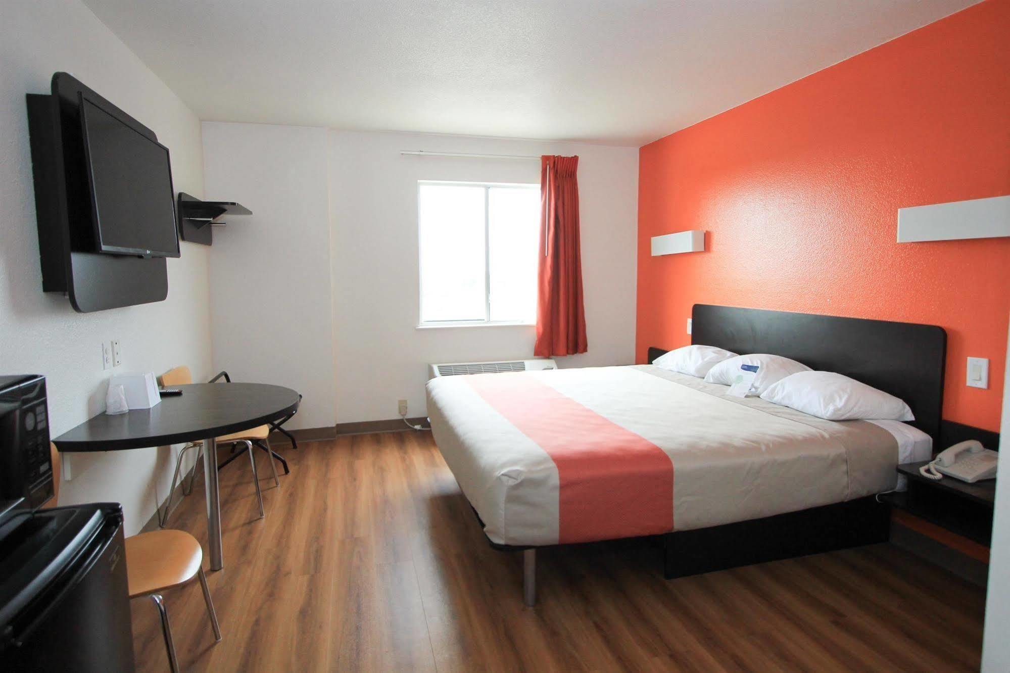 מלון Baymont By Wyndham San Antonio Airport מראה חיצוני תמונה